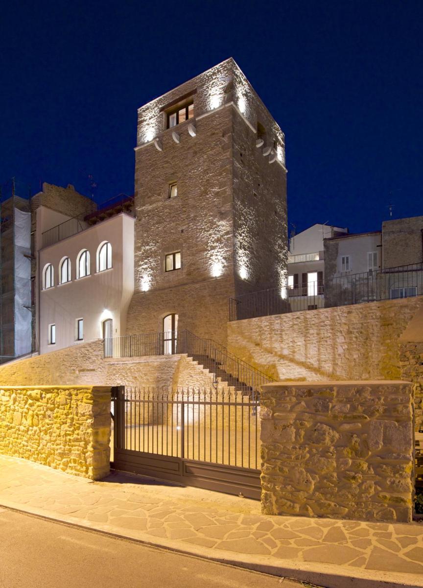 Torre della Loggia - Dimora Storica - Ortona