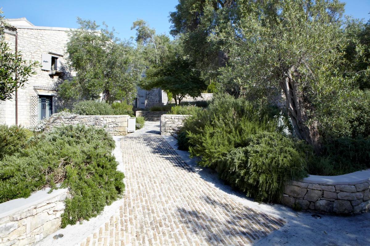 Torri E Merli Boutique Hotel