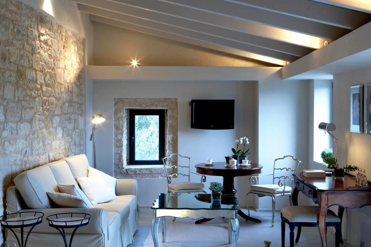 Torri E Merli Boutique Hotel