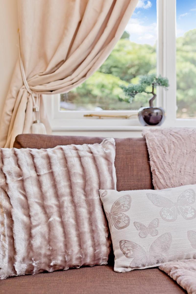 Trinity Mansion - Apartments