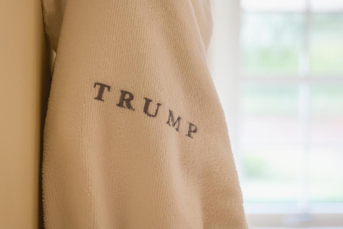 Trump MacLeod House & Lodge, Scotland