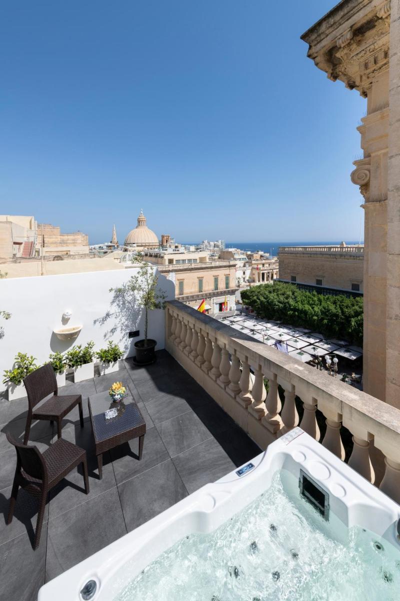 U Collection - a Luxury Collection Suites, Valletta