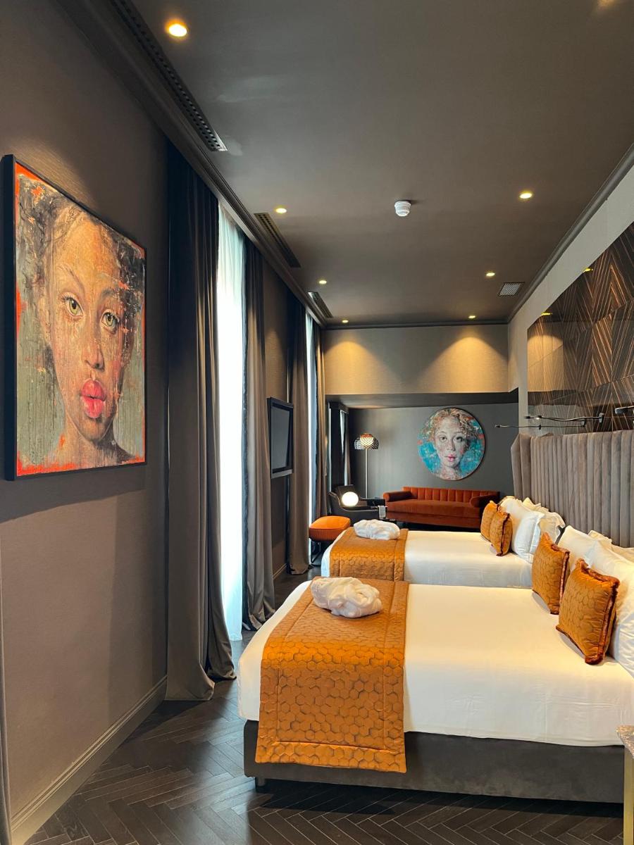 U-Visionary Roma Hotel