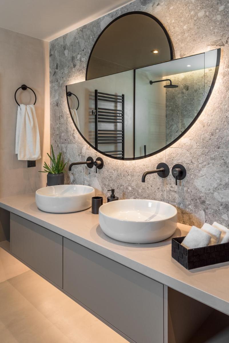 Urban Suites