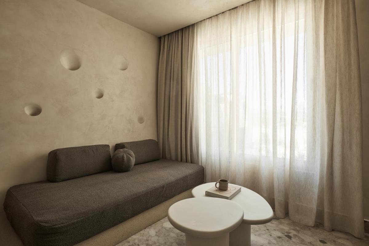 Uzenie All Suites Boutique Resort