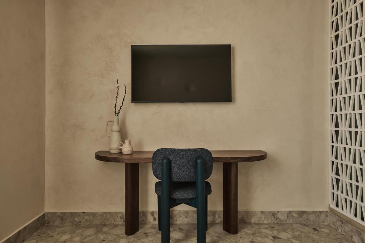 Uzenie All Suites Boutique Resort