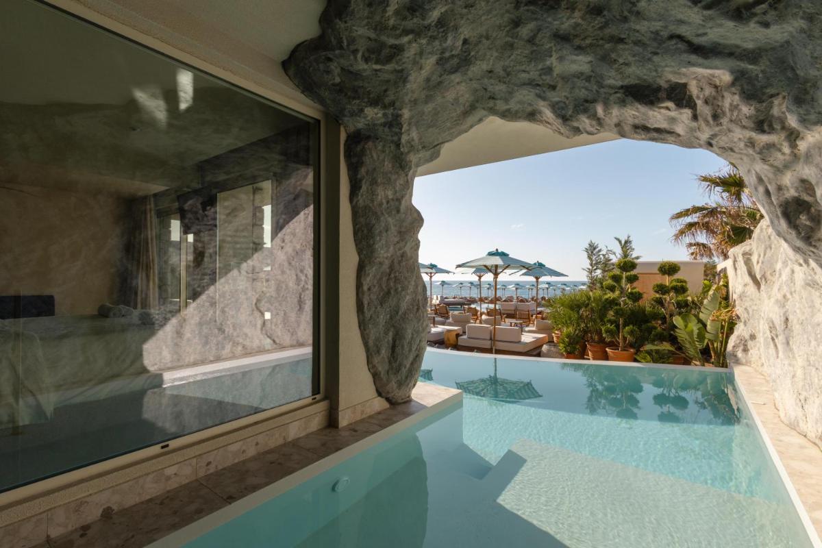 Uzenie All Suites Boutique Resort - Adults Only
