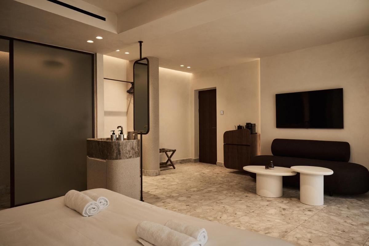 Uzenie All Suites Boutique Resort - Adults Only