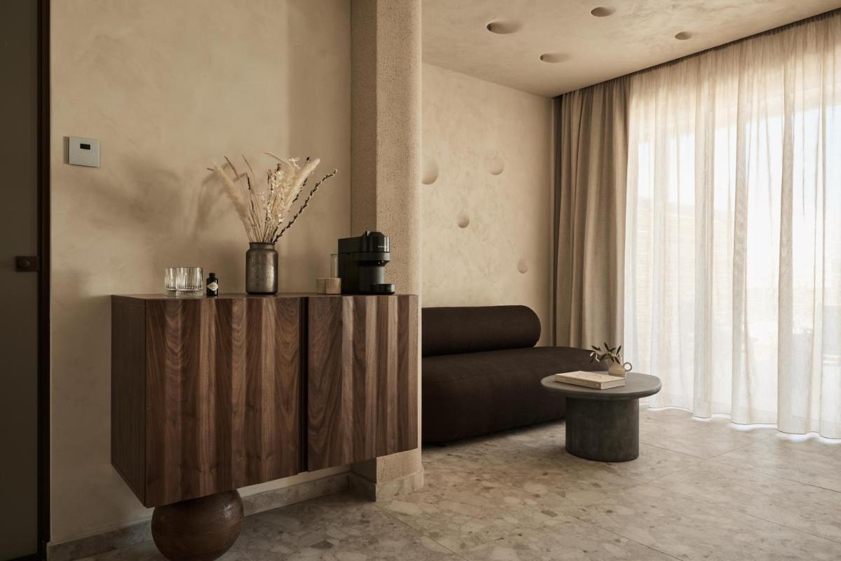 Uzenie All Suites Boutique Resort - Adults Only