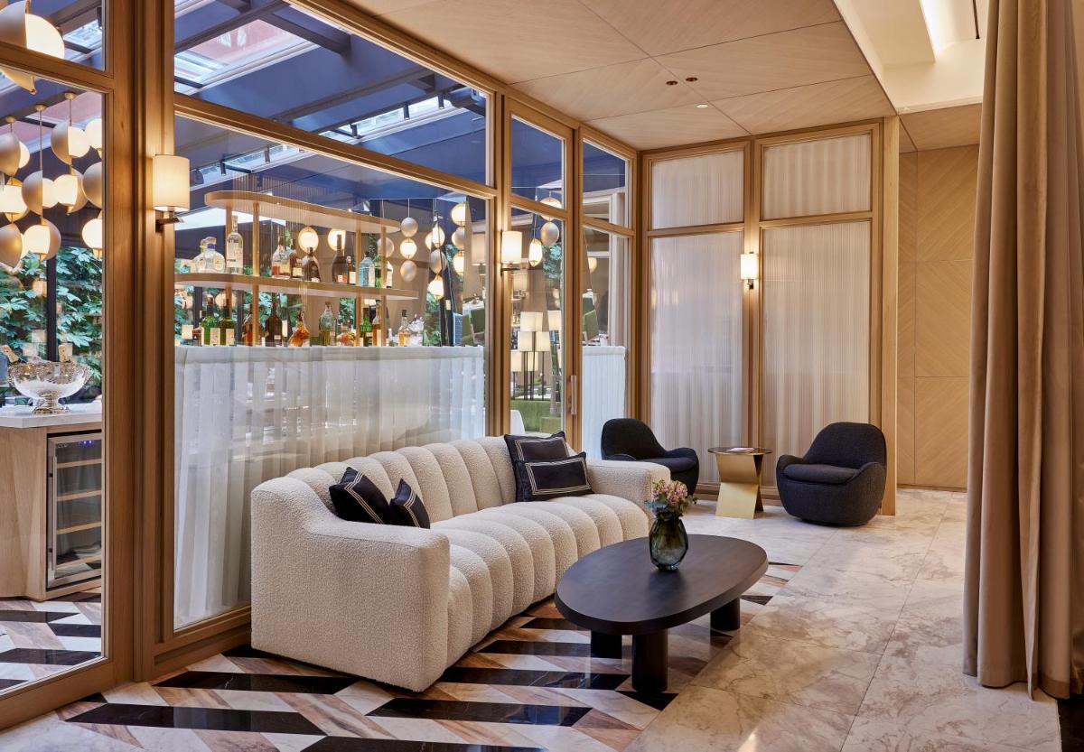 Vakko Hotel and Residence