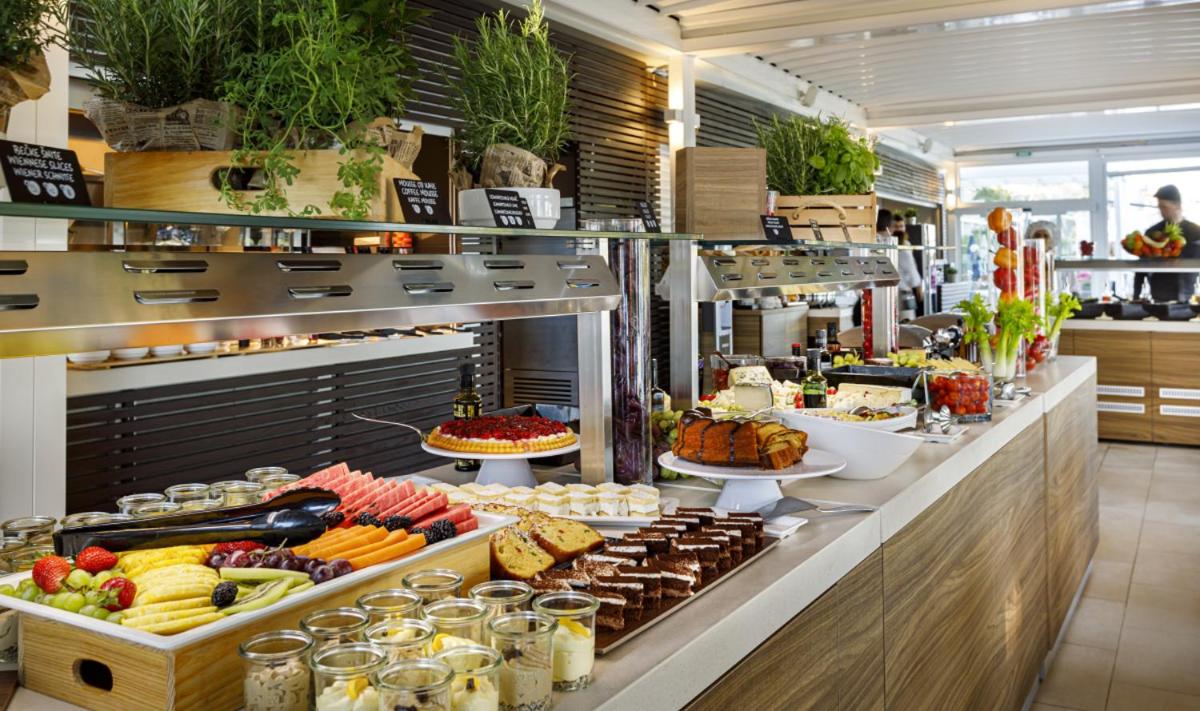 Girandella Resort, Valamar Collection