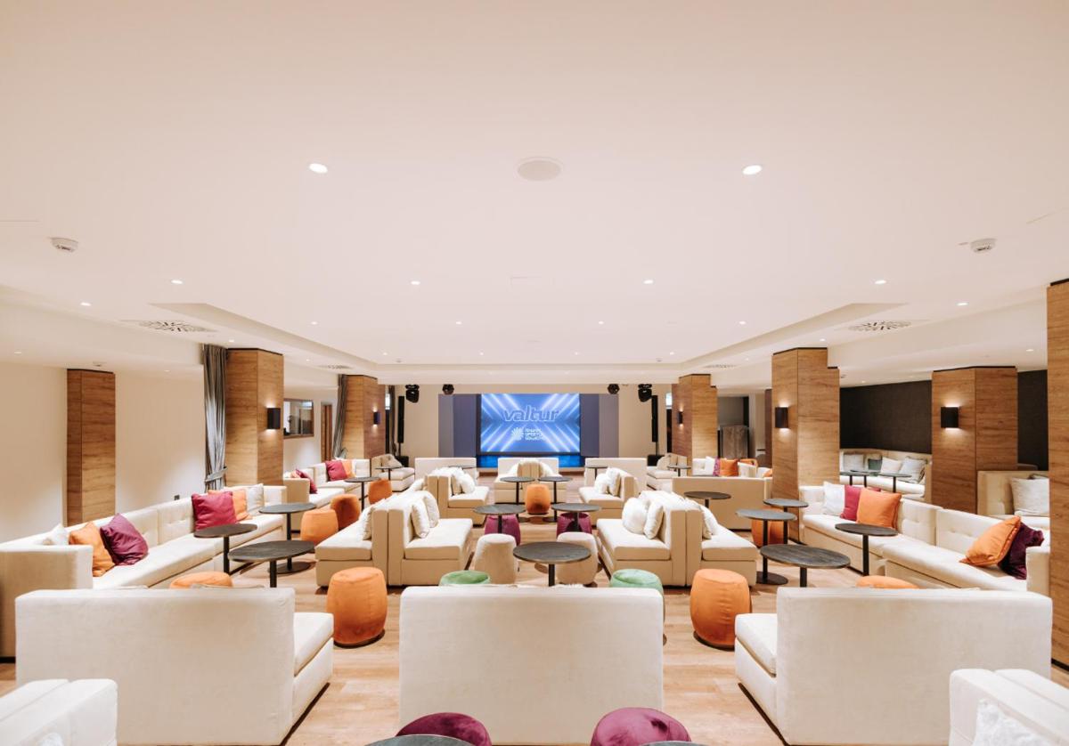 Valtur Cervinia Cristallo Ski Resort