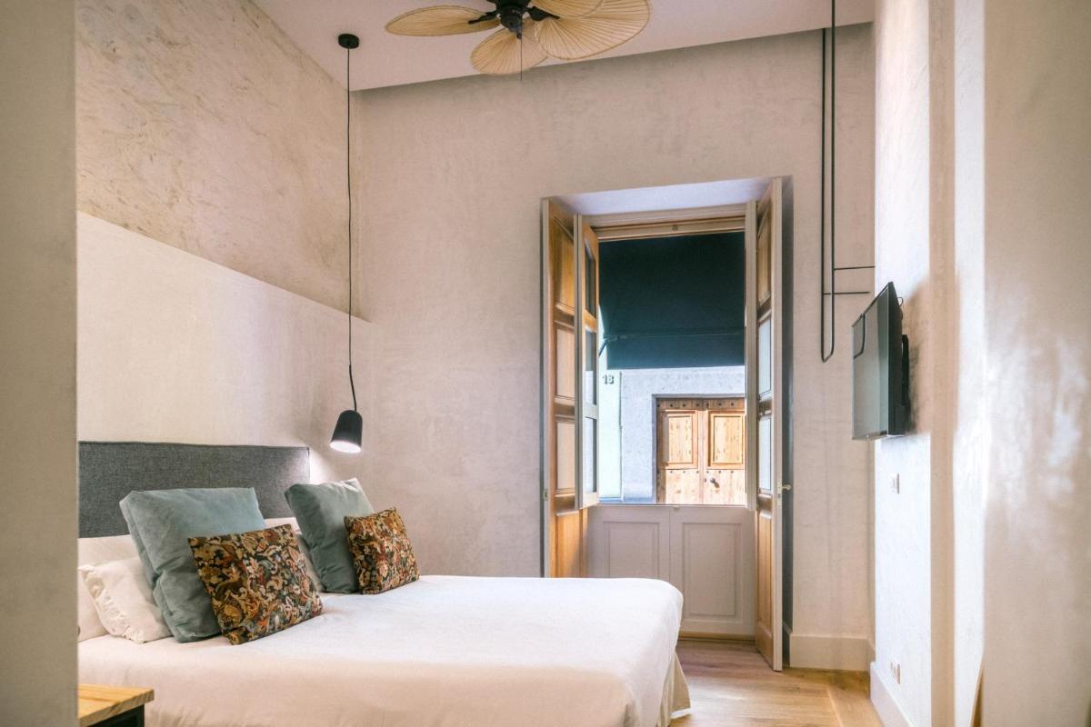 VEINTIUNO Emblematic Hotels - Adults Only