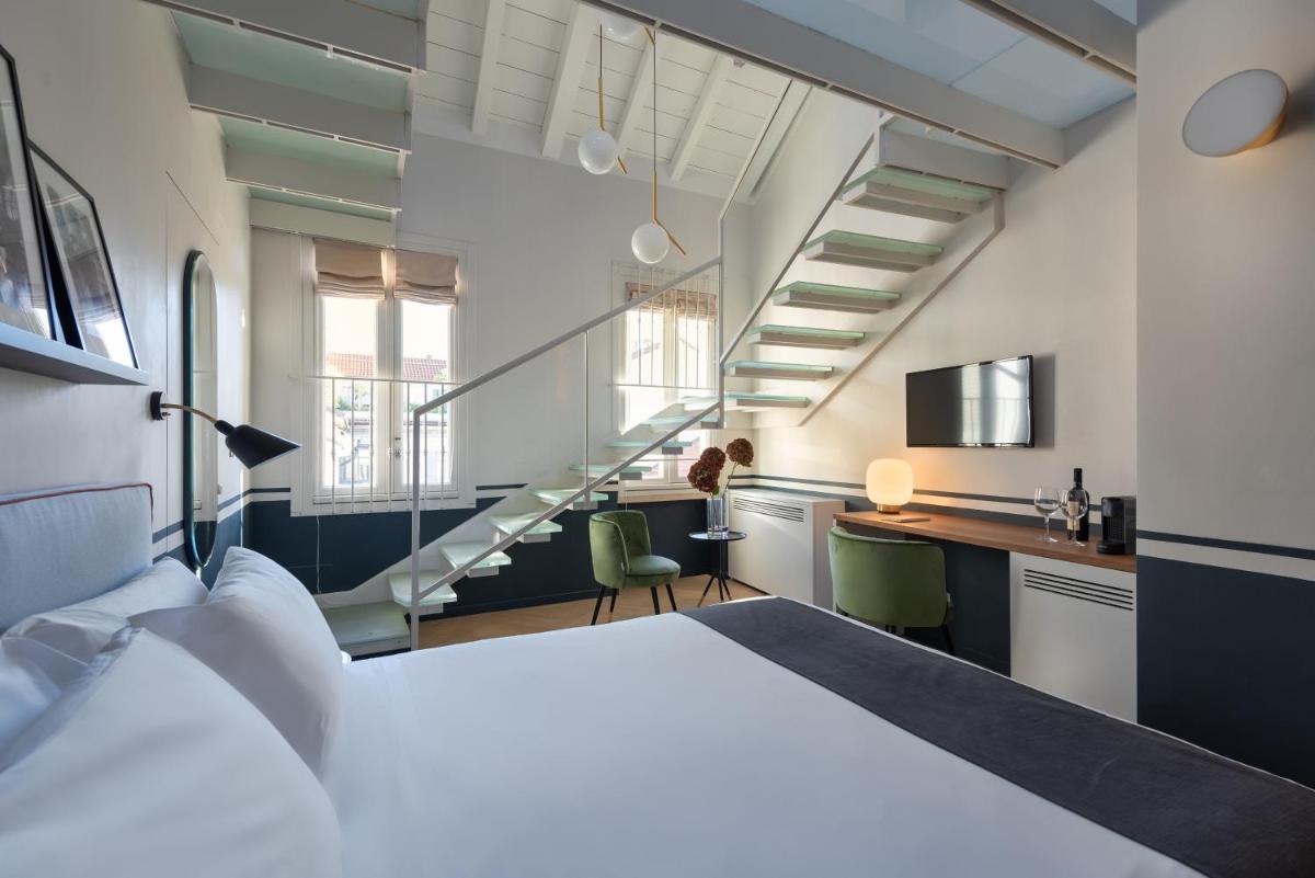 Velvet Grey Boutique Hotel