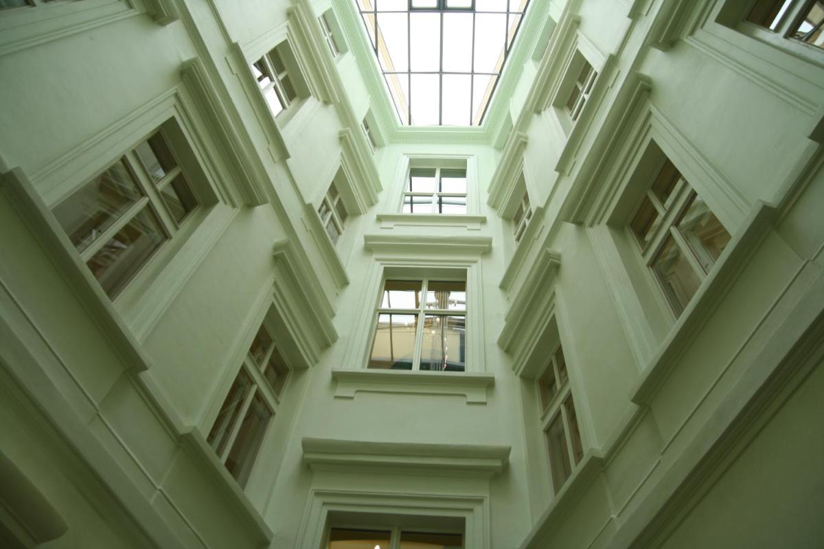 Ventana Hotel Prague