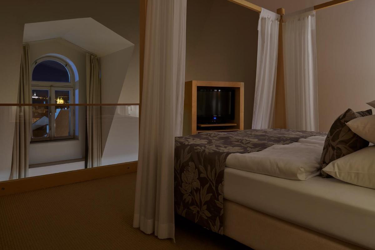 Ventana Hotel Prague