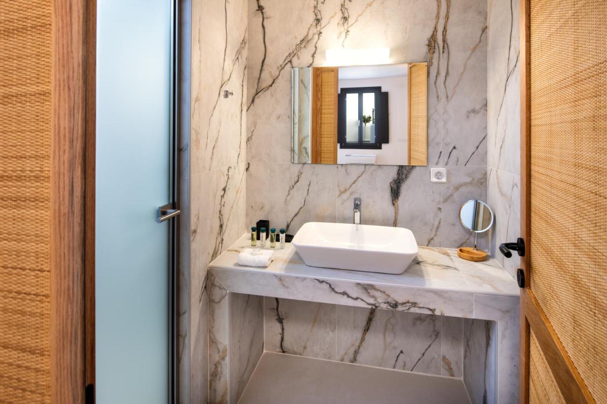 Venus Sunrise Suites & Villas