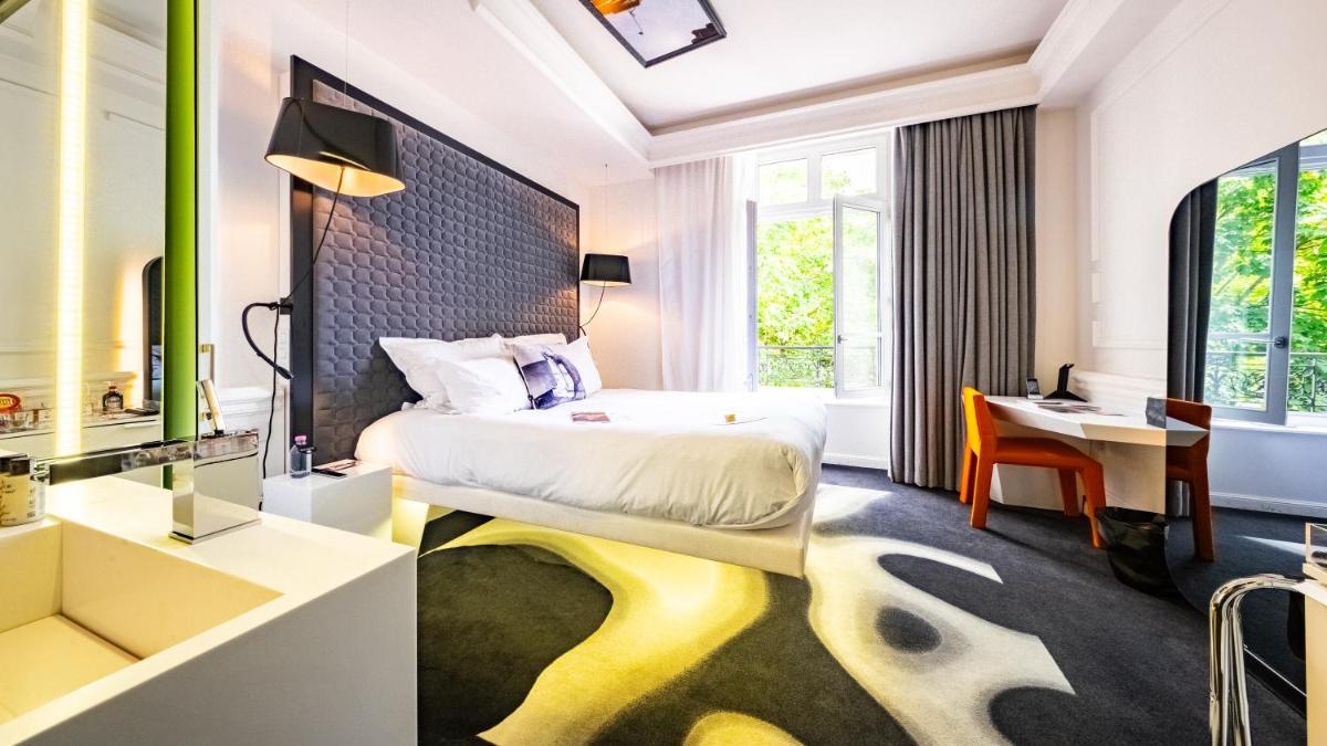 Vertigo Hotel, By Marriott, a Member of Design Hotels