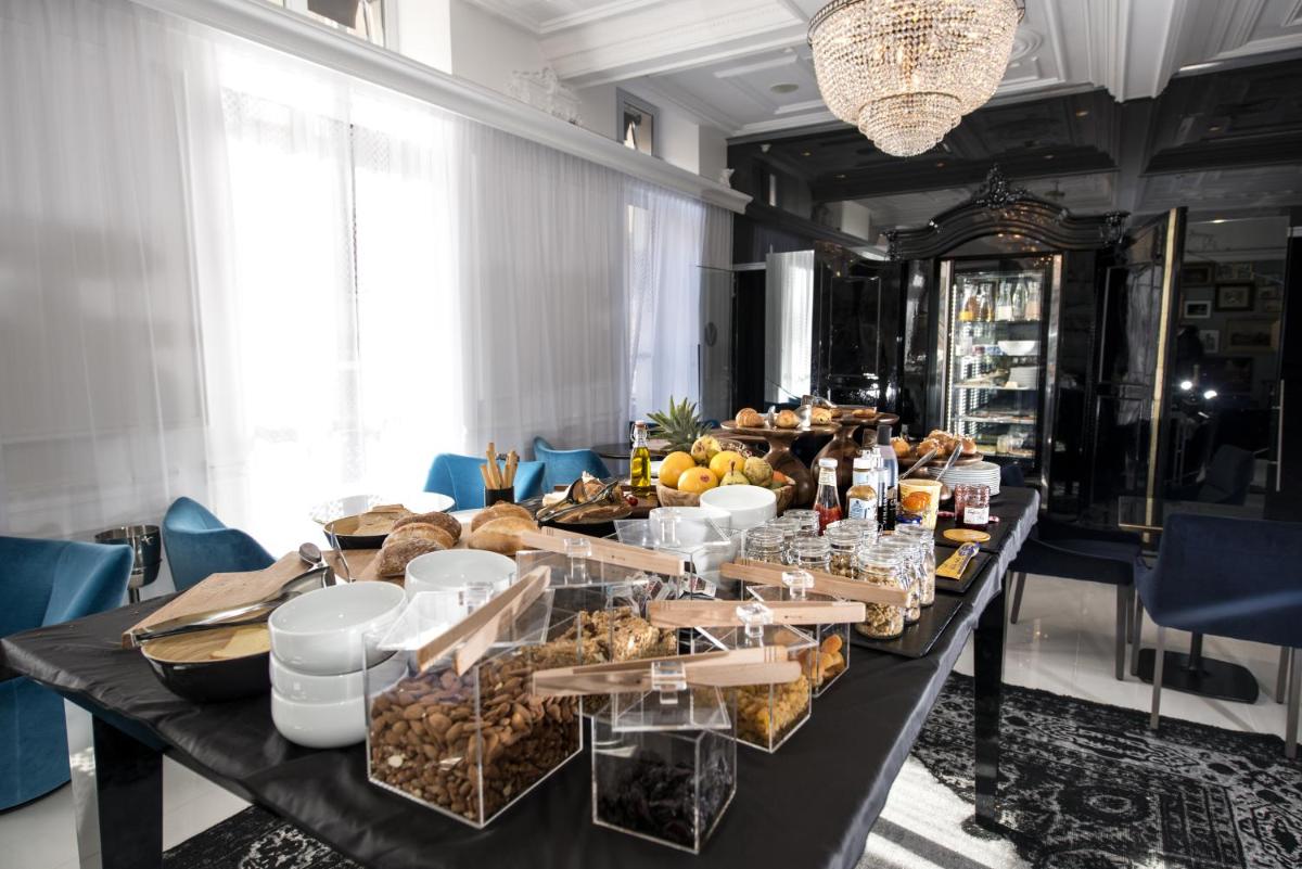 Vertigo Hotel, By Marriott, a Member of Design Hotels