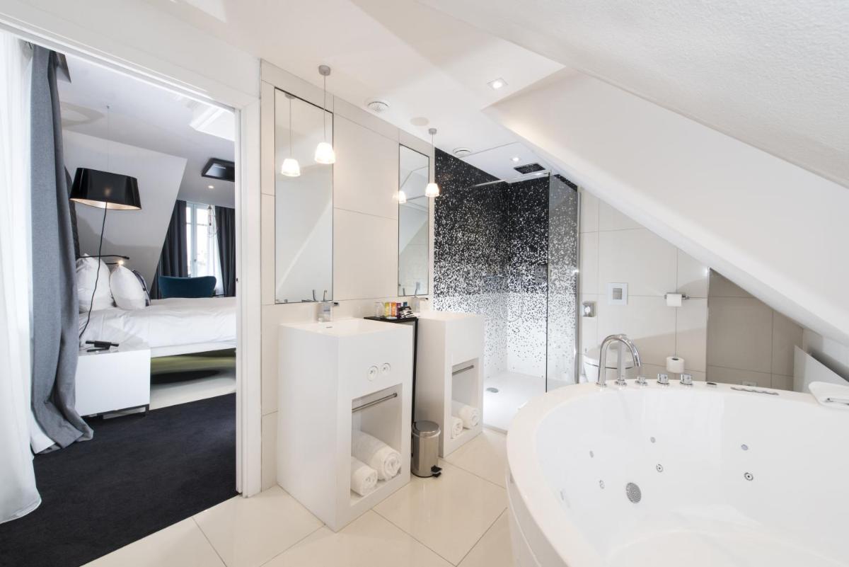 Vertigo Hotel, By Marriott, a Member of Design Hotels