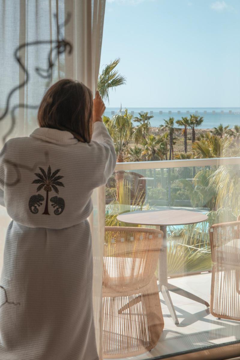 Wine & Books by the Sea, Algarve Resort