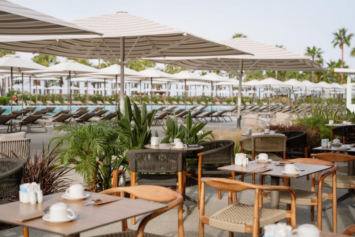Wine & Books by the Sea, Algarve Resort