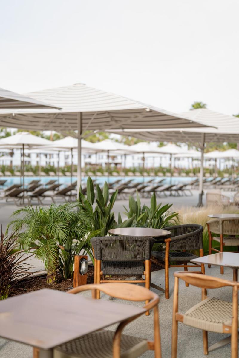 Wine & Books by the Sea, Algarve Resort