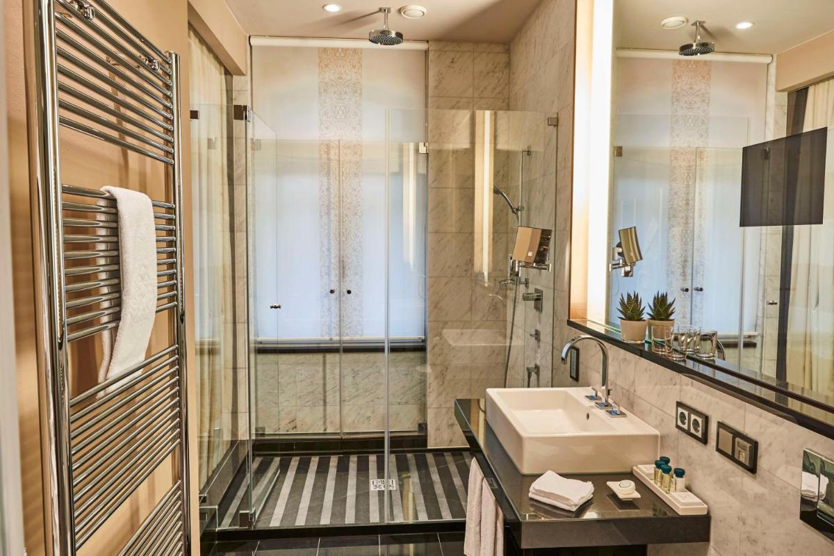 Vier Jahreszeiten Kempinski München