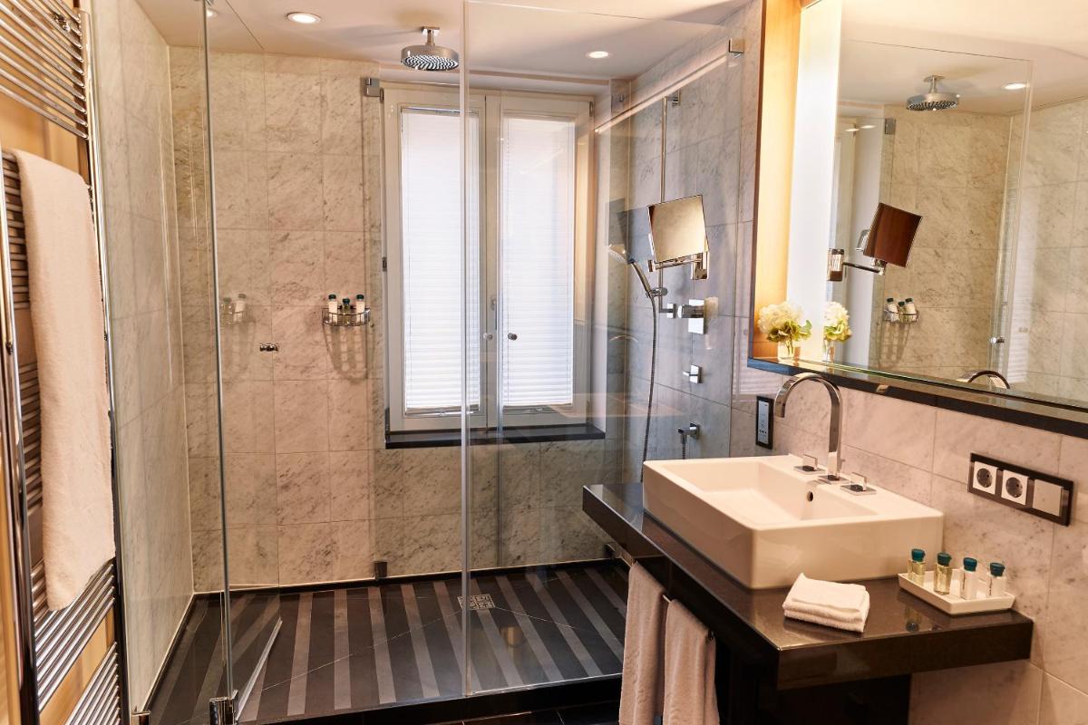 Vier Jahreszeiten Kempinski München