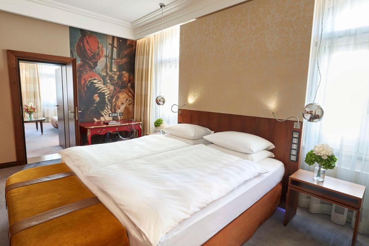 Vier Jahreszeiten Kempinski München