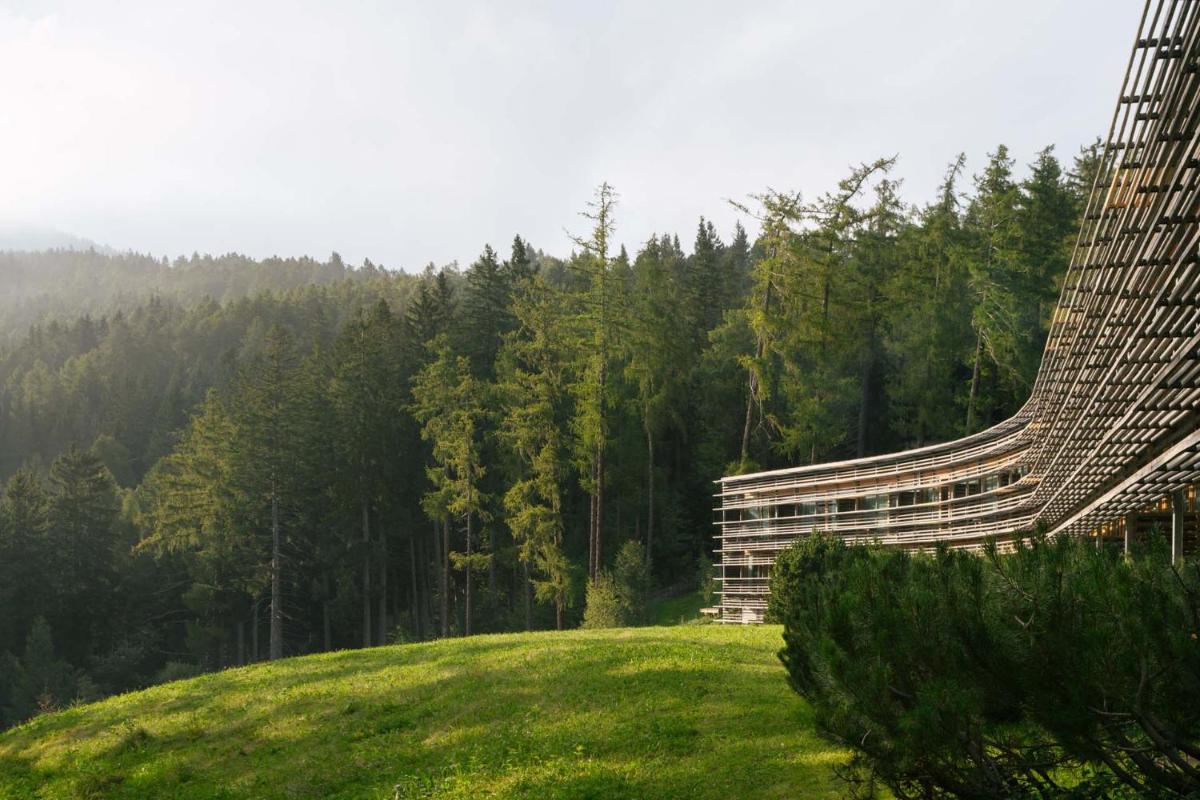 Vigilius Mountain Resort
