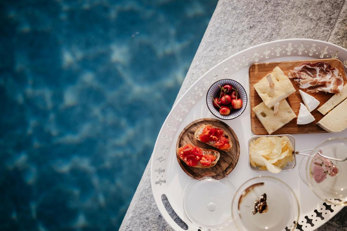 Villa Adelaide Relais & Wine