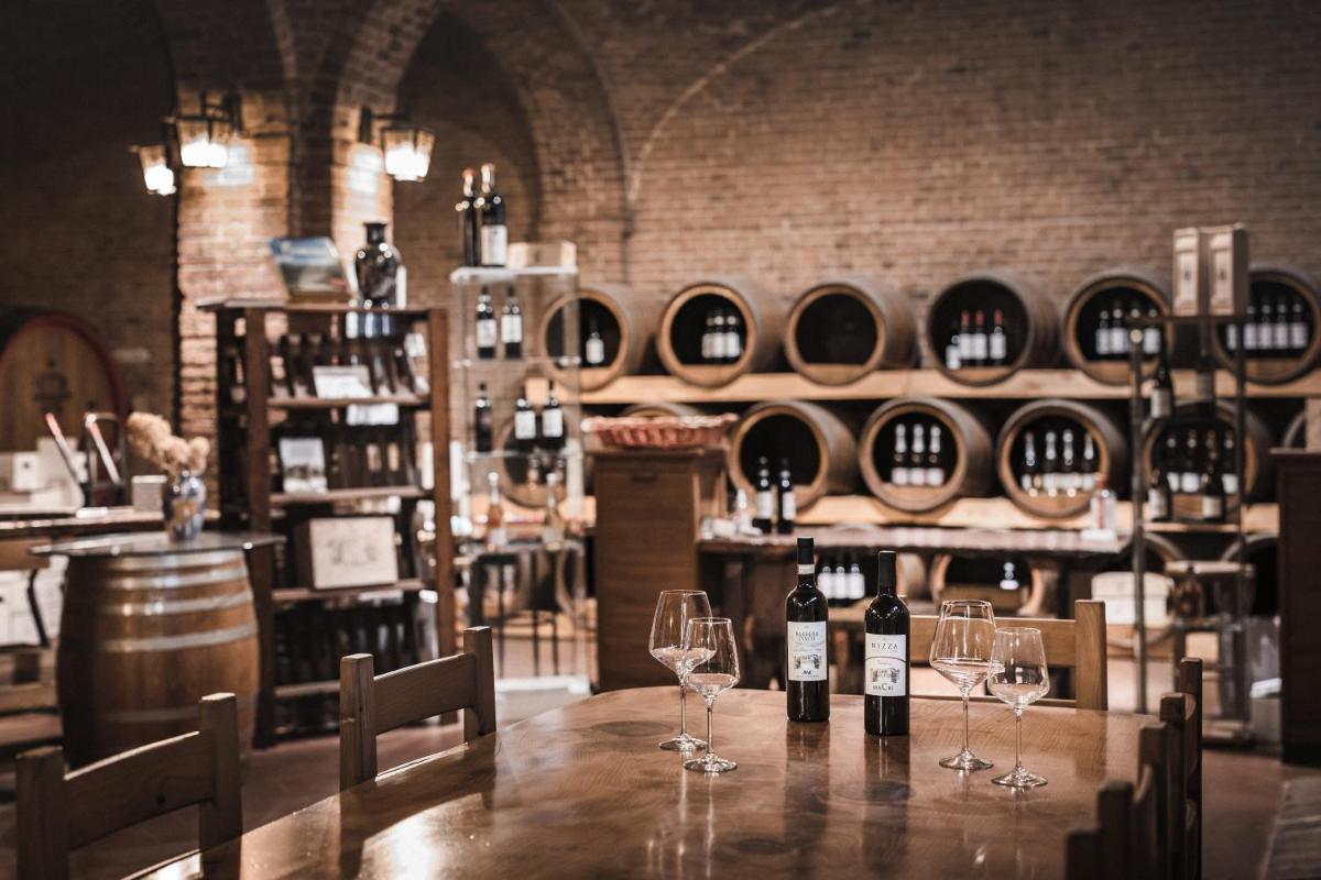 Villa Adelaide Relais & Wine