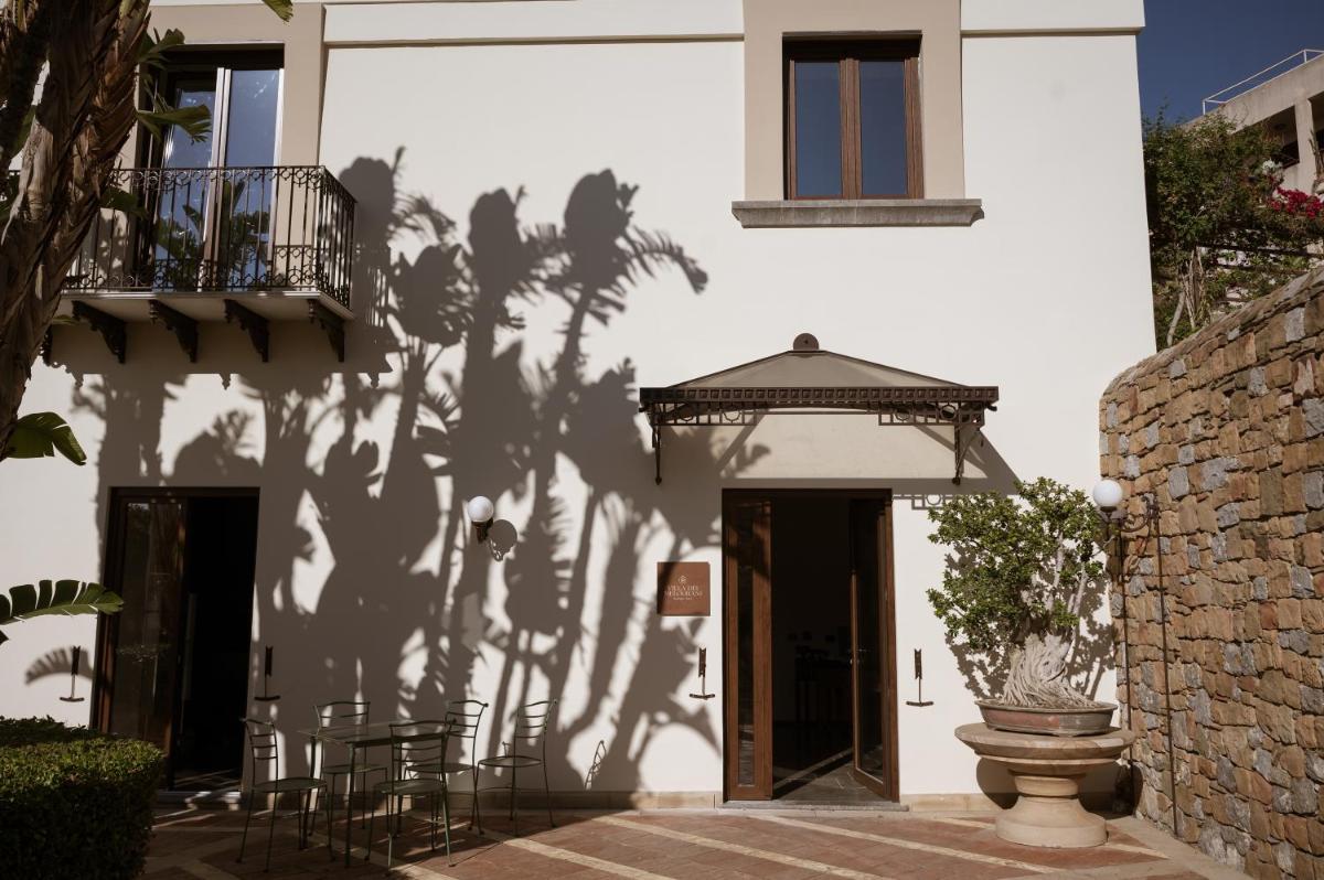 Villa Dei Melograni Boutique Hotel