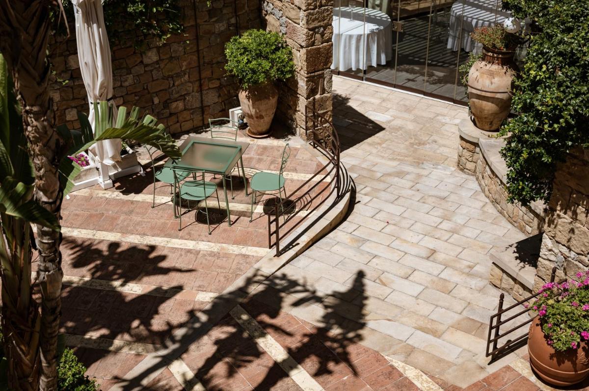 Villa Dei Melograni Boutique Hotel