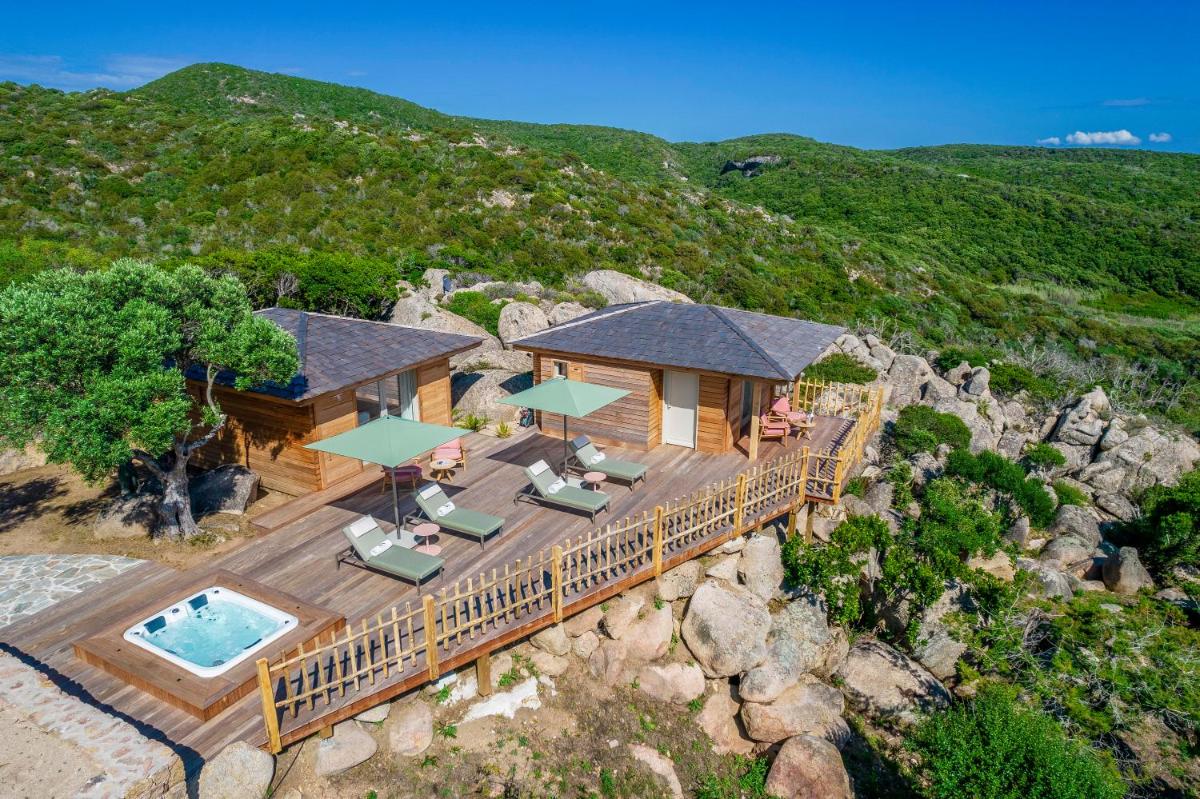 Domaine & Villas Version Maquis