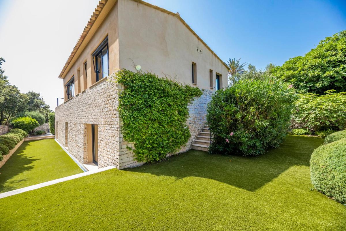 Domaine & Villas Version Maquis