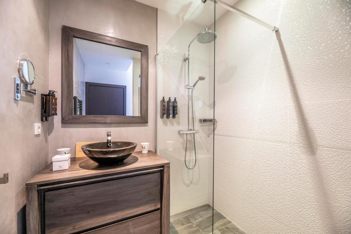 Domaine & Villas Version Maquis