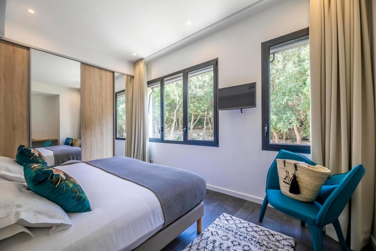 Domaine & Villas Version Maquis