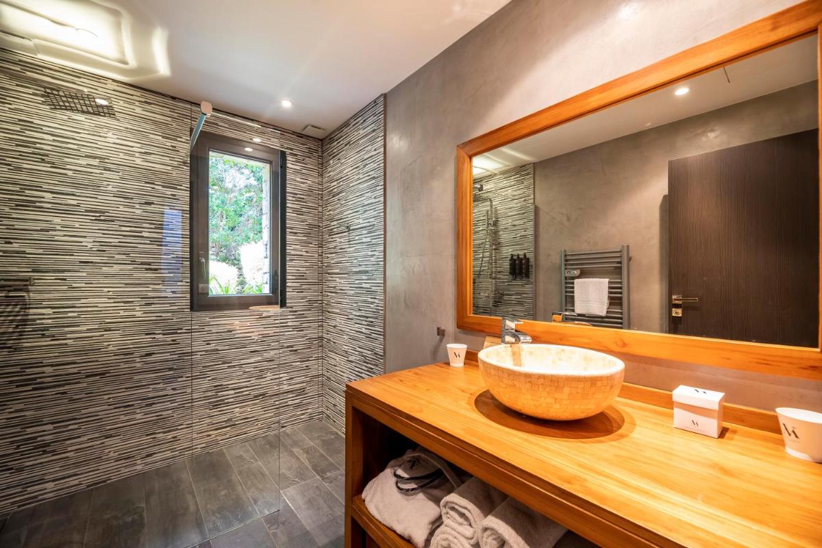 Domaine & Villas Version Maquis