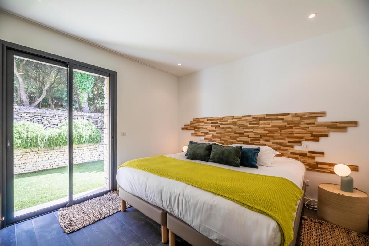 Domaine & Villas Version Maquis