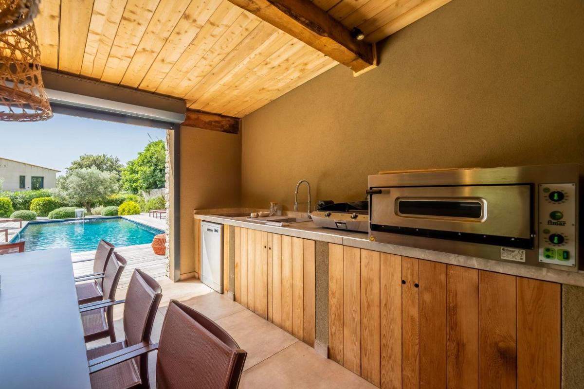 Domaine & Villas Version Maquis