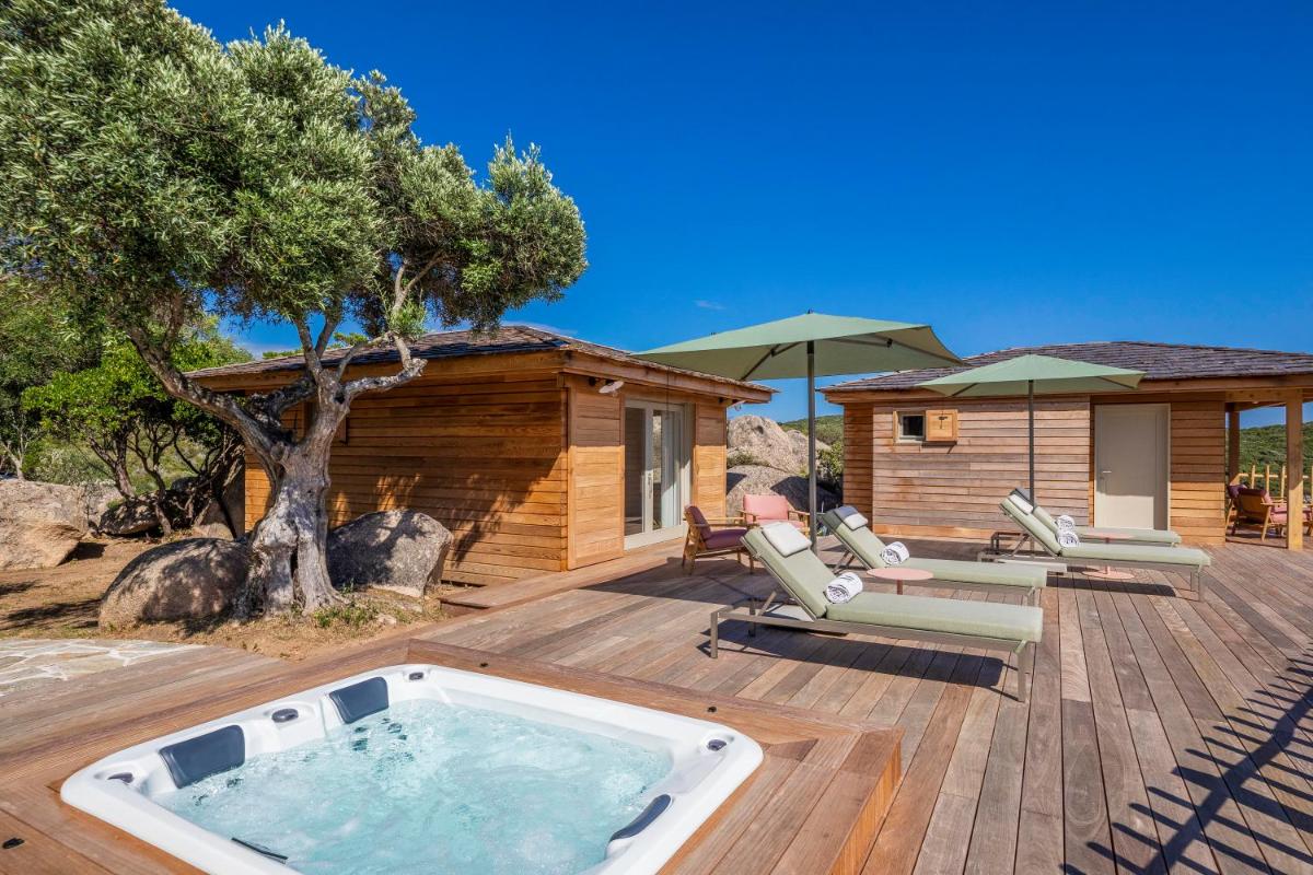 Domaine & Villas Version Maquis