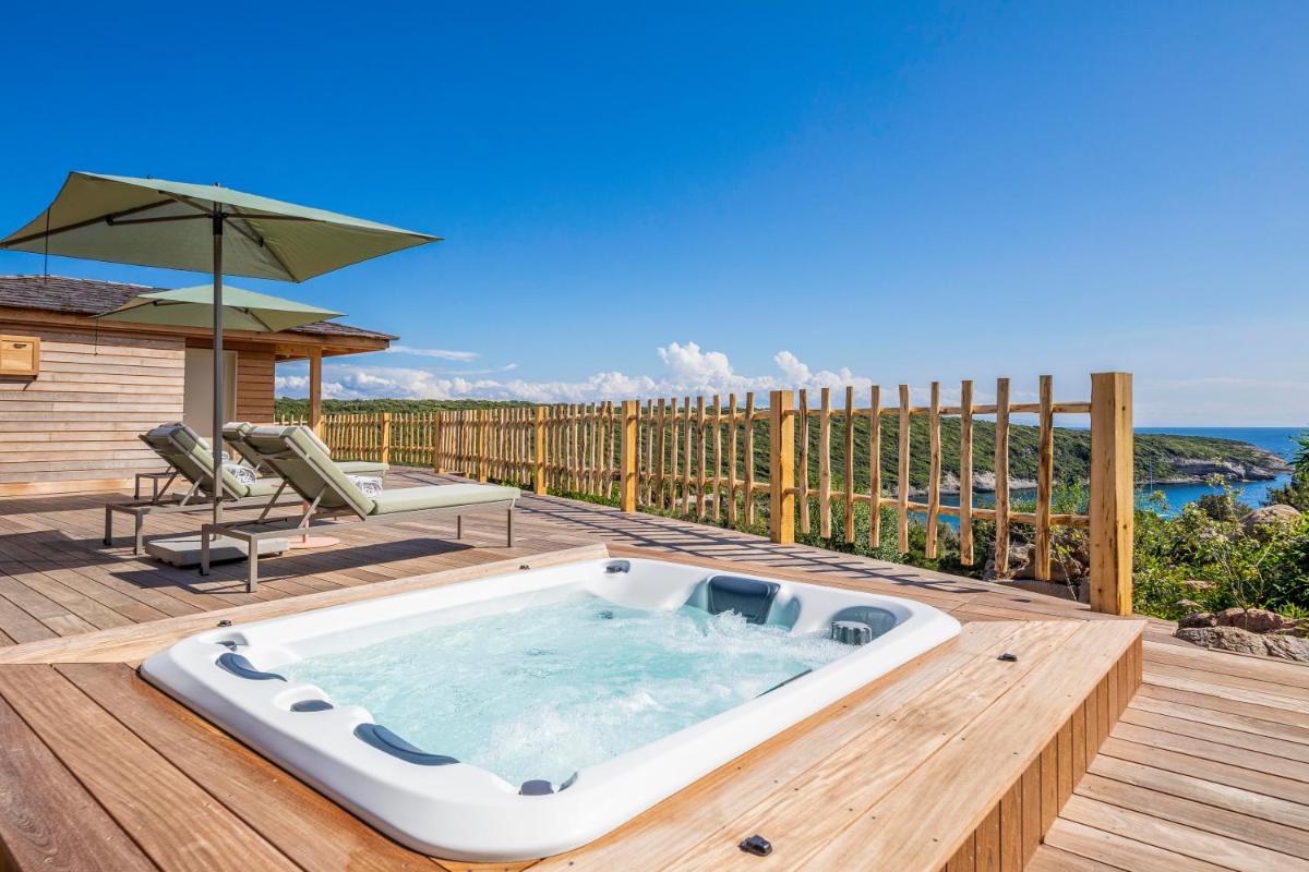 Domaine & Villas Version Maquis