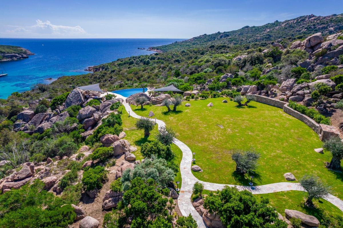 Domaine & Villas Version Maquis