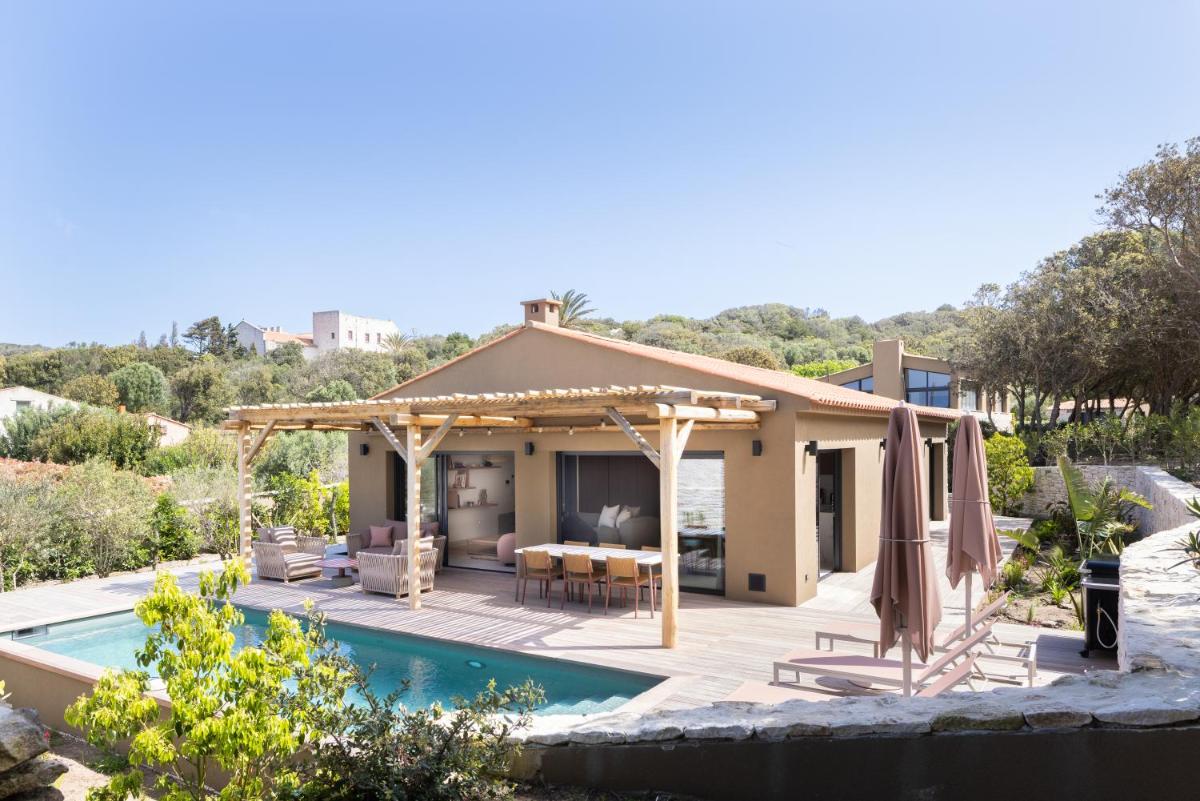 Domaine & Villas Version Maquis