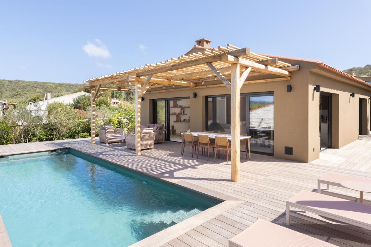 Domaine & Villas Version Maquis