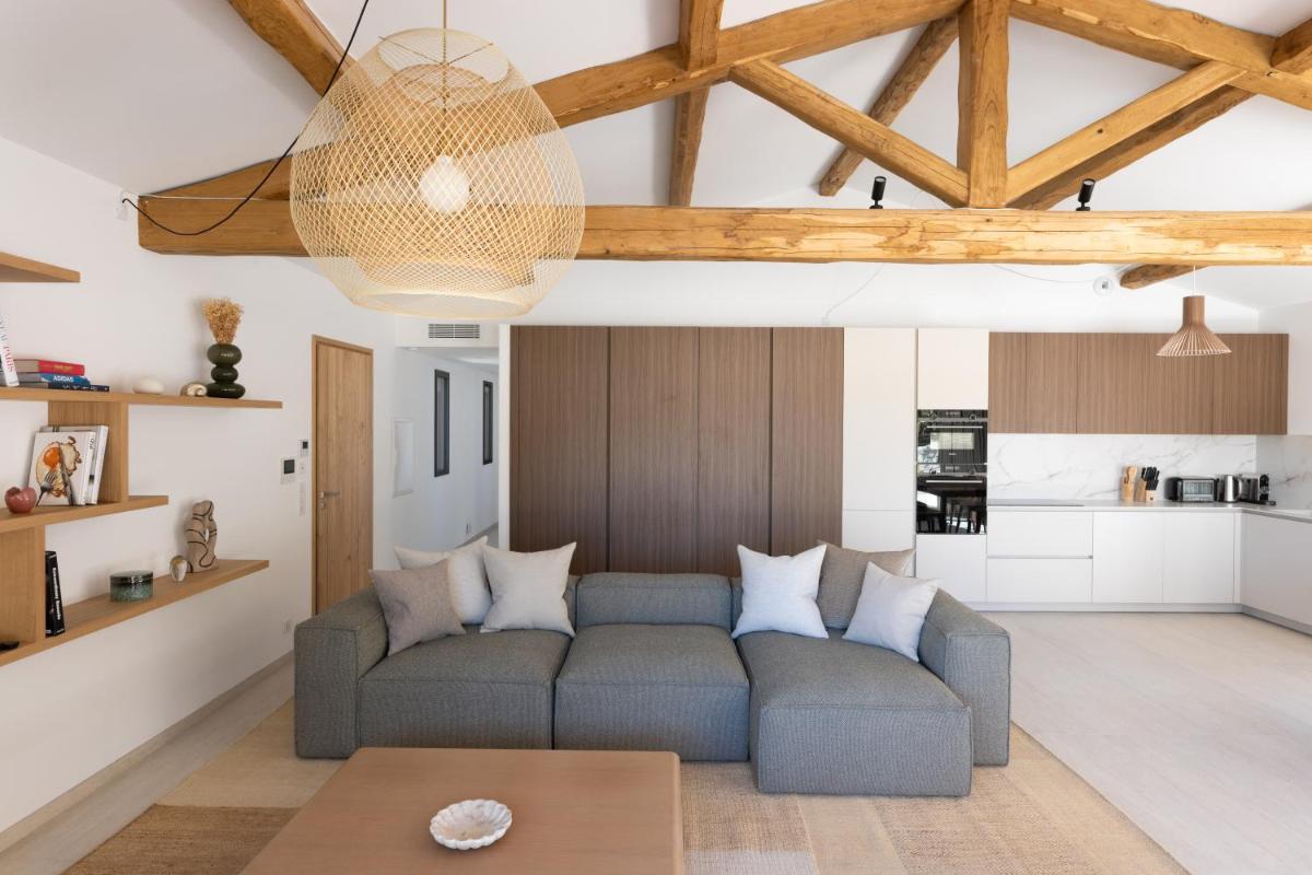 Domaine & Villas Version Maquis