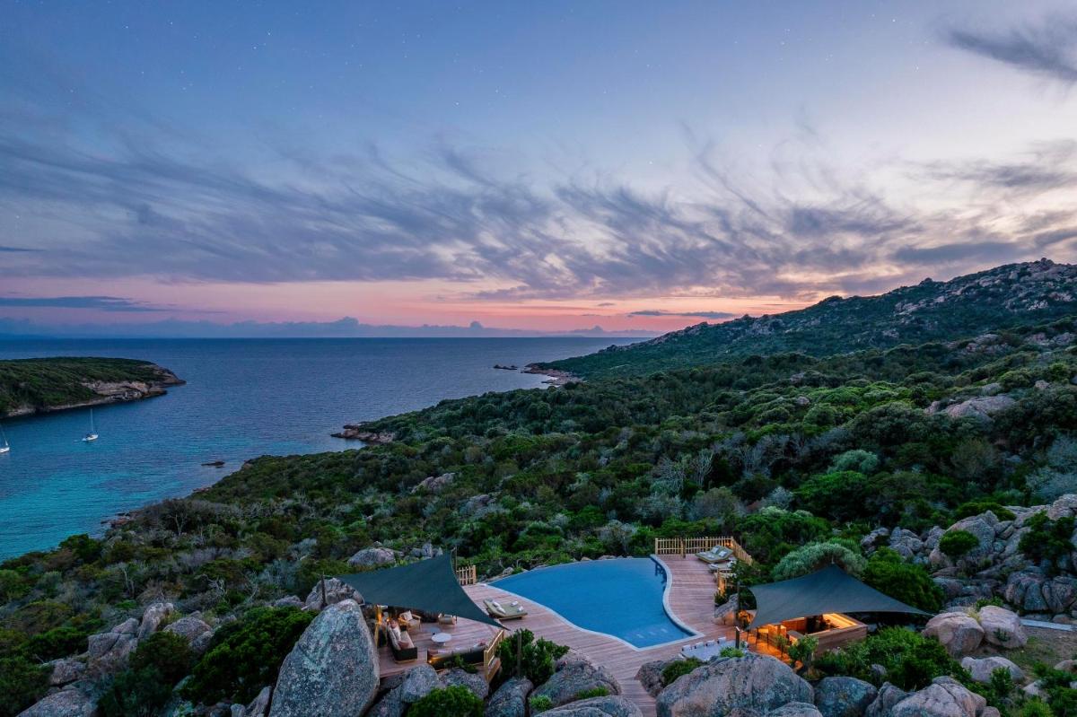 Domaine & Villas Version Maquis