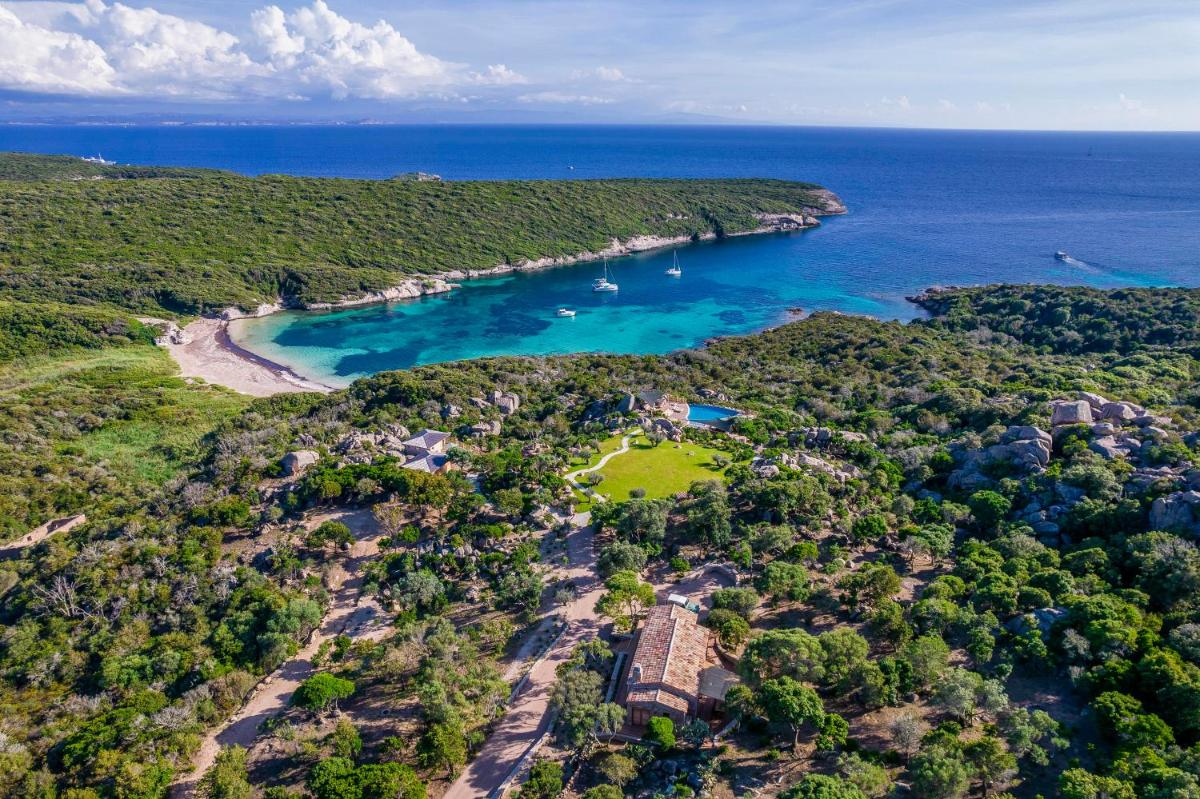Domaine & Villas Version Maquis